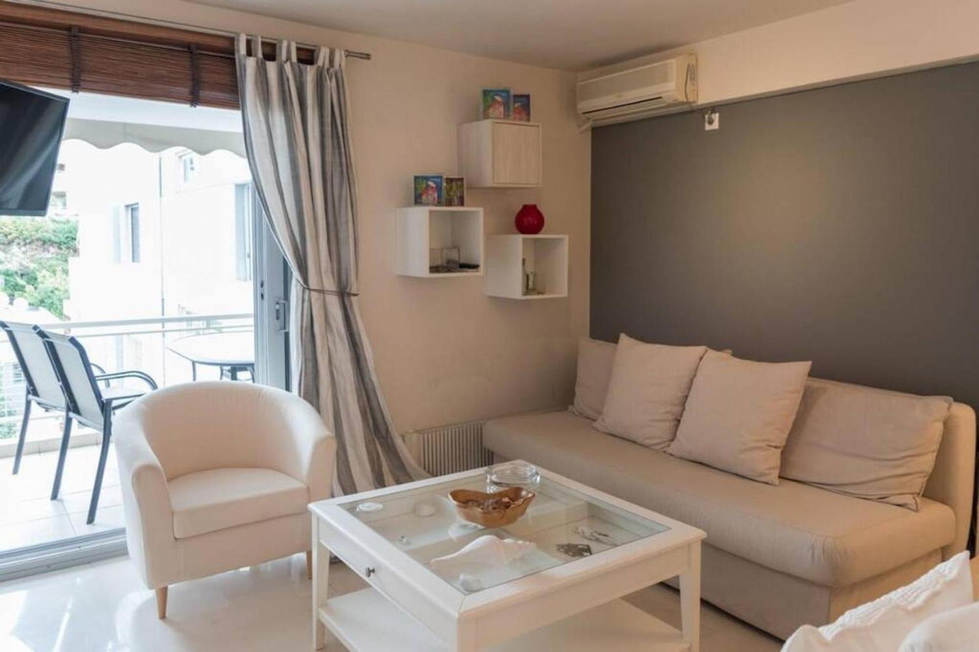 Апартаменты Βουλα A Gem At Voula 1' Walk From The Beach Афины Экстерьер фото